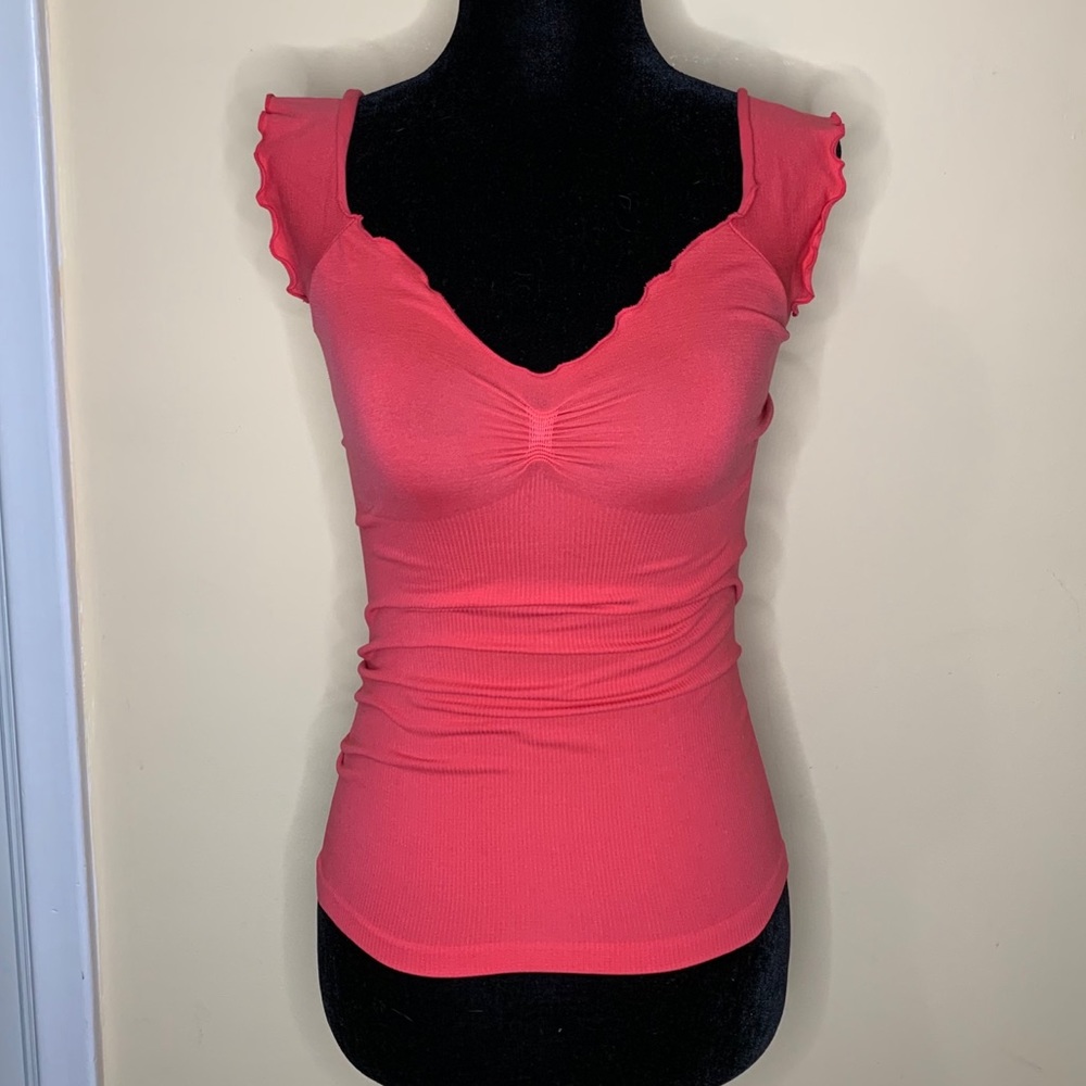 ~ 725 Originals Ruffled Tank ~ - Picture 4 of 5